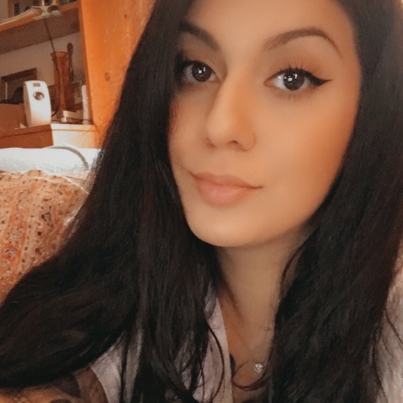 Meet your posher! - Picture 1 of 1